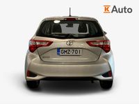 Käytetty Toyota Yaris Multidrive S 112 HP (82 kW) 2018 Hopea Viistoperä