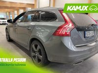 Käytetty Volvo V60 Summum 163 HP (119 kW) 2016 Hopea / harmaa Farmari