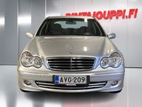 Käytetty Mercedes C180 143 HP (105 kW) 2007 Sedan