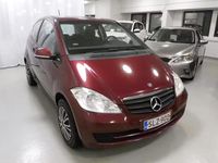 Käytetty Mercedes A160 95 HP (69 kW) 2009 Punainen Viistoperä