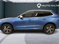 Käytetty Volvo XC60 R-Design 320 HP (235 kW) 2018 Met. sininen Katumaasturi