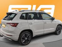 Käytetty Skoda Karoq SportLine 150 HP (110 kW) 2023 Katumaasturi