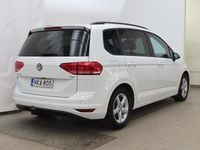 Käytetty VW Touran Comfortline 110 HP (80 kW) 2016 Valkoinen Tila-auto