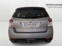 käytetty Toyota Verso 2,0 D-4D Premium 7p **KORKO 3,99%+kulut / 7 paikkainen tila-auto**