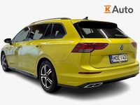 Käytetty VW Golf VIII Business 131 HP (96 kW) 2022 Keltainen Farmari