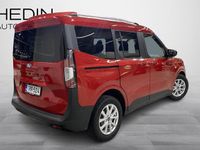 Käytetty Ford Tourneo Courier Titanium 125 HP (91 kW) 2024 Punainen Tila-auto