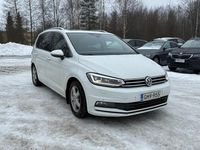 Käytetty VW Touran Highline 116 HP (85 kW) 2018 Tila-auto