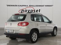 käytetty VW Tiguan Sport&Style 2,0TDI 103kW (140hv) 4MOTION DSG *KOUKKU / LISÄ-LED / VAKKARI / WEBASTO / LOHKO / SIISTI YKSILÖ!*