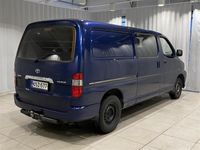 käytetty Toyota HiAce 2,5 D-4D 95 4ov pitkä |