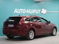 käytetty Volvo V60 D4 AWD Summum aut *** Adapt. vakkari / VOC / Nahat / Blis / Navi / Koukku ***