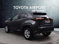 Käytetty Toyota Yaris Cross 116 HP (85 kW) 2024 Musta Katumaasturi