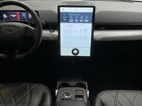 Käytetty Ford Mustang Mach-E Premium 216 kW (294 HP) 2022 Katumaasturi