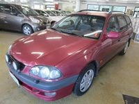 Käytetty Toyota Avensis Terra 150 HP (110 kW) 1998 Punainen Farmari