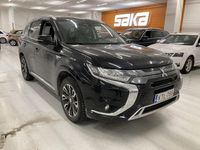 Käytetty Mitsubishi Outlander P-HEV Invite+ 135 HP (99 kW) 2019 Katumaasturi