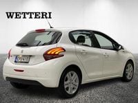 Käytetty Peugeot 208 Signature Sky 83 HP (61 kW) 2018 Valkoinen Viistoperä