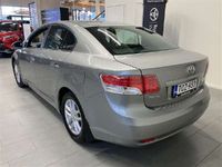 käytetty Toyota Avensis 1,8 Valvematic Sol Edition 4ov / Lohkolämmitin ja sisäpistoke /