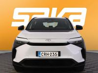 Käytetty Toyota bZ4X Active 150 kW (204 HP) 2023 Katumaasturi