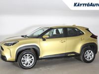 Käytetty Toyota Yaris Cross Active 116 HP (85 kW) 2024 Katumaasturi