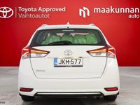 Käytetty Toyota Auris Touring Sports Active 116 HP (85 kW) 2017 Valkoinen Farmari