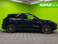 Käytetty Porsche Cayenne 628 HP (461 kW) 2020 Musta Katumaasturi
