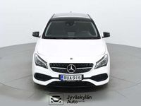käytetty Mercedes A200 CLA-sarjaBusiness AMG *H&K* *Panorama* *Night Paketti* *** 3,99% Korkotarjous