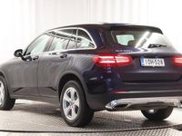 Käytetty Mercedes GLC350 Business 287 HP (211 kW) 2018 Sininen Katumaasturi