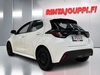 Käytetty Toyota Yaris Hybrid Active 116 HP (85 kW) 2022 Valkoinen Viistoperä
