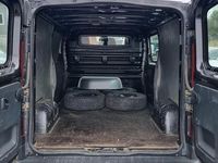 käytetty Nissan NV300 Van 1,6 dCi 145 L2H1 1.2t FWD Comf. Glazed FD Bl Comf Plus&Tech&Connect *HIENO JA VÄHÄN AJETTU!