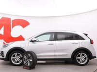 Käytetty Kia Niro 140 HP (102 kW) 2021 Hopea Katumaasturi