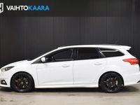 Käytetty Ford Focus ST 185 HP (136 kW) 2015 Farmari