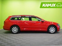 Käytetty VW Passat Business 122 HP (89 kW) 2023 Punainen Farmari