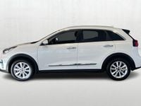 Käytetty Kia Niro Premium 150 kW (204 HP) 2021 Valkoinen Katumaasturi