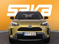 Käytetty Toyota Yaris Cross Edition 116 HP (85 kW) 2022 Katumaasturi