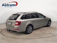 Käytetty Skoda Octavia Ambition 105 HP (77 kW) 2014 Ruskea Farmari