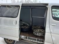Käytetty Toyota HiAce 117 HP (86 kW) 2007 Hopea Van