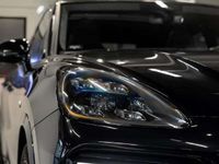 käytetty Porsche Cayenne Turbo S E-Hybrid Coupé Approved