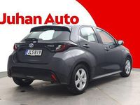 Käytetty Toyota Yaris Business Edition 114 HP (83 kW) 2020 Harmaa Viistoperä