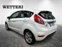 Käytetty Ford Fiesta Titanium 101 HP (74 kW) 2014 Valkoinen Viistoperä