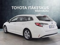 Käytetty Toyota Corolla Edition 122 HP (89 kW) 2023 Valkoinen Farmari