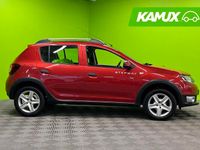 Käytetty Dacia Sandero Prestige 90 HP (66 kW) 2016 Punainen Sedan