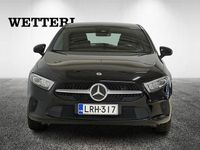 Käytetty Mercedes A250 Business 160 HP (117 kW) 2022 Musta Viistoperä
