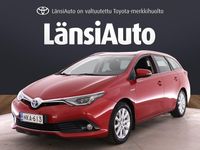 Käytetty Toyota Auris Touring Sports Active 99 HP (72 kW) 2016 Punainen Farmari