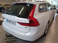 käytetty Volvo V90 D3 Momentum Automat