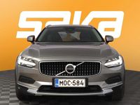 Käytetty Volvo V90 CC Business Edition 235 HP (172 kW) 2022 Farmari