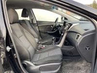 käytetty Hyundai i30 Wagon 1,4 6MT ISG Classic ** 2.om Suomi-auto / Vakkari / Lohko+sp / P-tutka / Bluetooth / Ratinlämmitin **