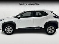 Käytetty Toyota Yaris Cross Active 116 HP (85 kW) 2024 Valkoinen Katumaasturi