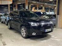 Käytetty Mitsubishi Outlander P-HEV Instyle 163 HP (119 kW) 2014 Katumaasturi
