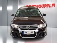 Käytetty VW Passat R 299 HP (219 kW) 2009 Musta Farmari