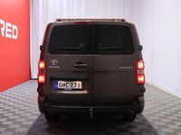 Käytetty Toyota Proace 177 HP (130 kW) 2019 Tila-auto