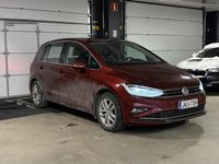 Käytetty VW Golf Sportsvan Highline 131 HP (96 kW) 2018 Tila-auto